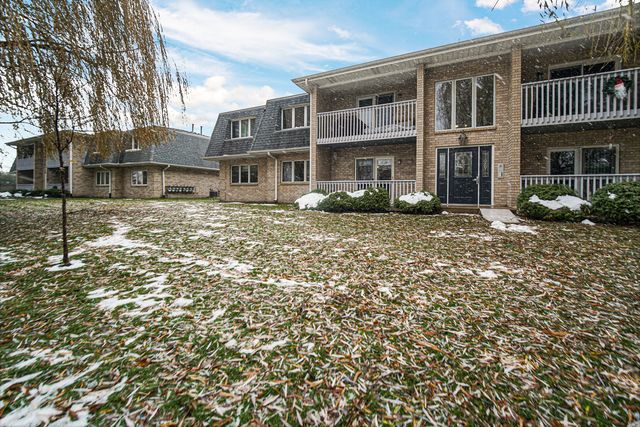 9320 Spring Creek Drive 3, Highland, IN 46322