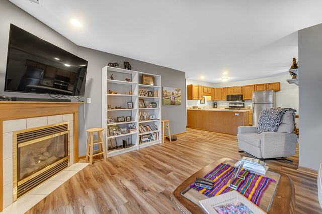 9320 Spring Creek Drive 3, Highland, IN 46322