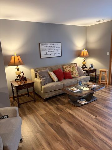 9320 Spring Creek Drive 3, Highland, IN 46322