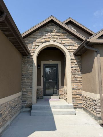 4443 N BUTTERFLY LN, Eagle Mountain, UT 84005