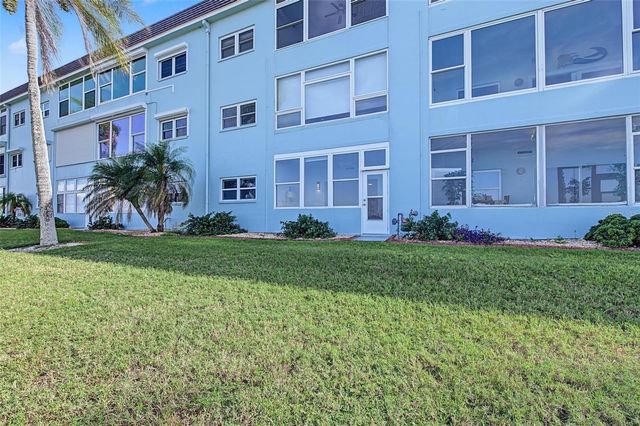 7 DUNOON PLACE 104, Dunedin, FL 34698