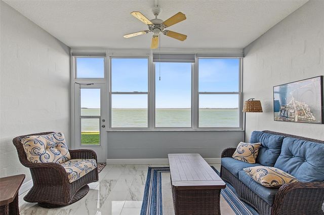 7 DUNOON PLACE 104, Dunedin, FL 34698