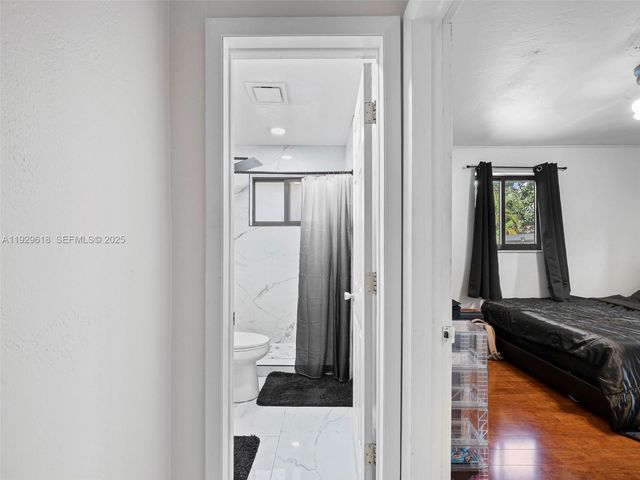 4461 NW 6th St, Plantation, FL 33317