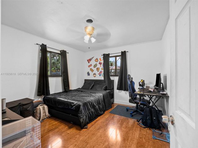 4461 NW 6th St, Plantation, FL 33317