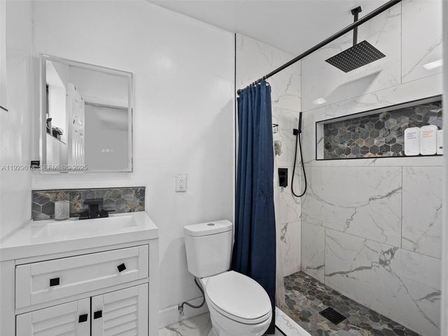 4461 NW 6th St, Plantation, FL 33317