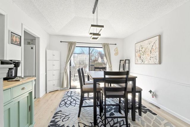 2225 E Taylor Drive, Olathe, KS 66062