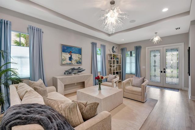 13213 Faberge Place, Palm Beach Gardens, FL 33418