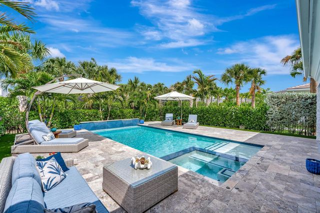 13213 Faberge Place, Palm Beach Gardens, FL 33418