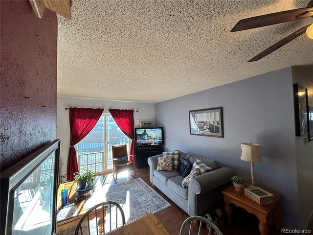 7309 W Hampden Ave 204, Lakewood, CO 80227