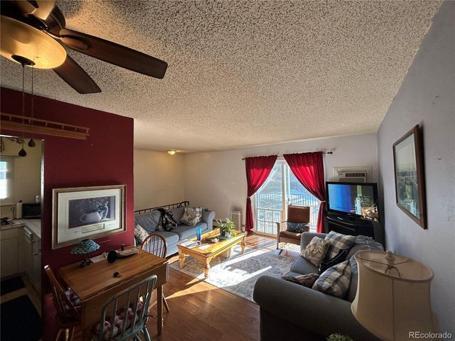 7309 W Hampden Ave 204, Lakewood, CO 80227