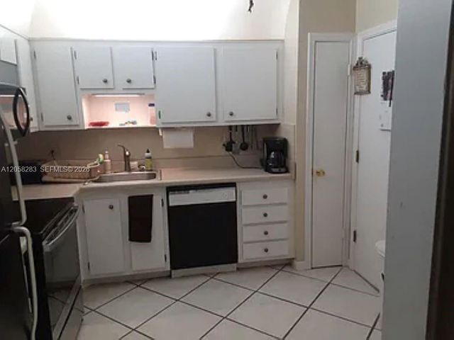 2061 NW 47th Terrace P4, Lauderhill, FL 33313