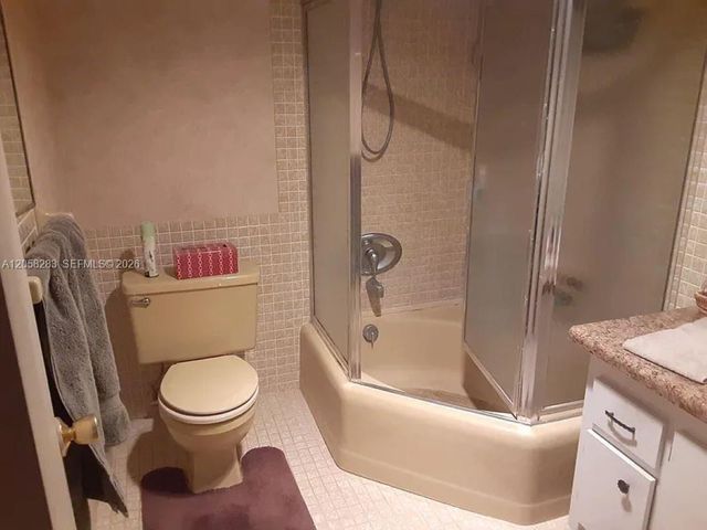 2061 NW 47th Terrace P4, Lauderhill, FL 33313