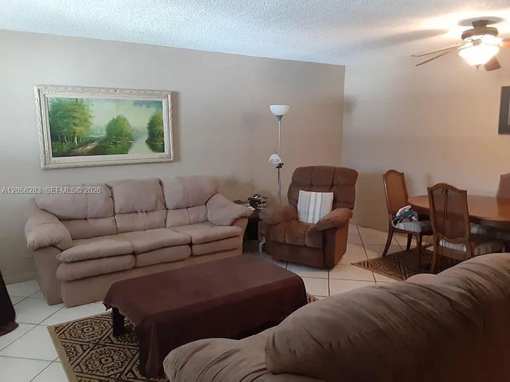 2061 NW 47th Terrace P4, Lauderhill, FL 33313