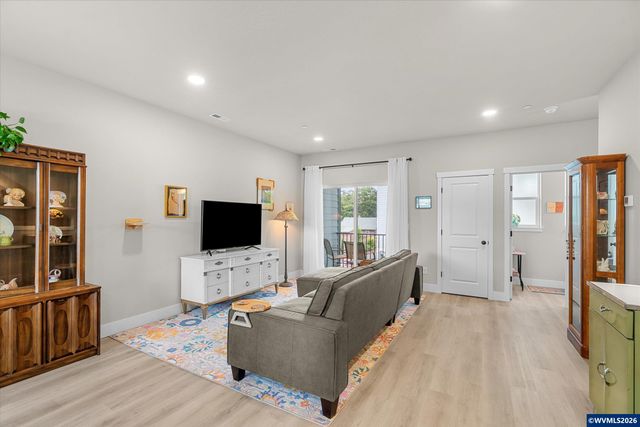 12076 SE Harold St, Portland, OR 97266