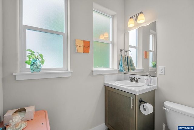 12076 SE Harold St, Portland, OR 97266