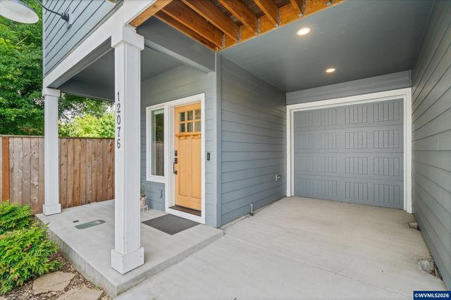 12076 SE Harold St, Portland, OR 97266