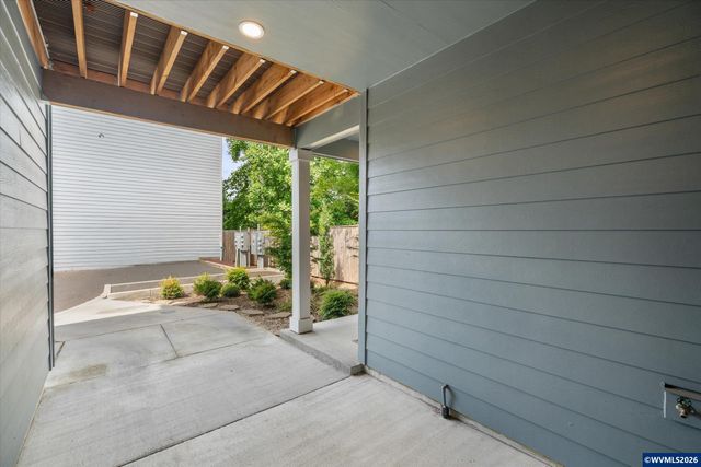 12076 SE Harold St, Portland, OR 97266