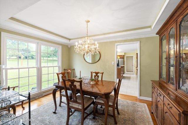7412 Routt Rd, Louisville, KY 40299