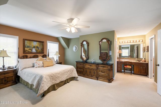 7412 Routt Rd, Louisville, KY 40299