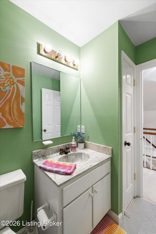 7412 Routt Rd, Louisville, KY 40299