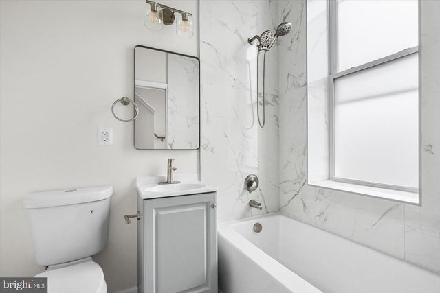 1723 E LOMBARD ST, Baltimore, MD 21231