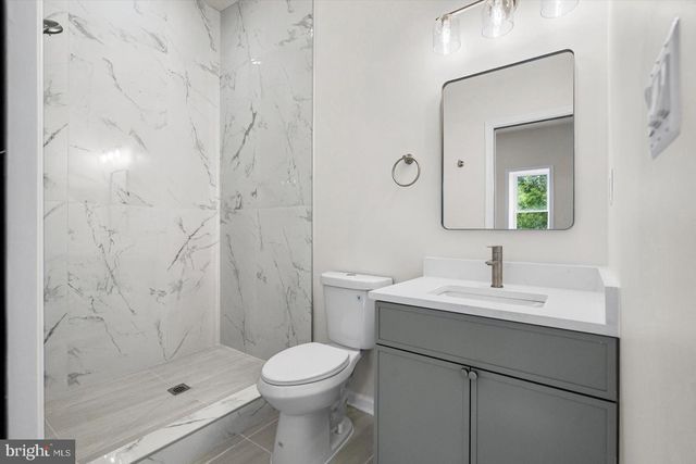 1723 E LOMBARD ST, Baltimore, MD 21231