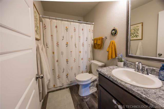 15019 S 284th East Avenue, Coweta, OK 74429