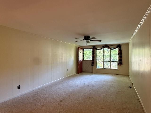 1921 S LAKESHORE DR, Louisa, VA 23093