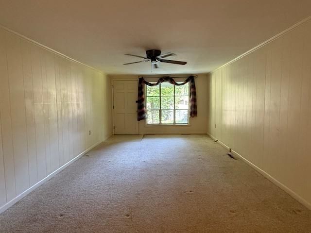 1921 S LAKESHORE DR, Louisa, VA 23093