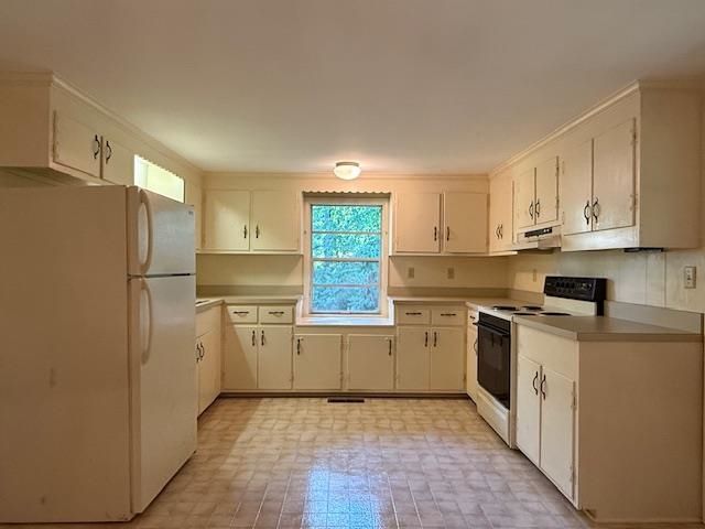 1921 S LAKESHORE DR, Louisa, VA 23093