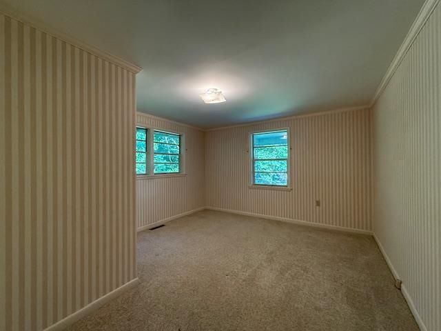 1921 S LAKESHORE DR, Louisa, VA 23093