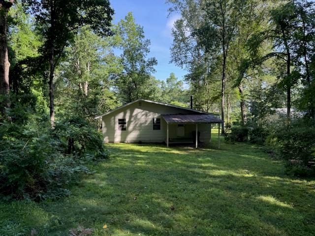 1921 S LAKESHORE DR, Louisa, VA 23093