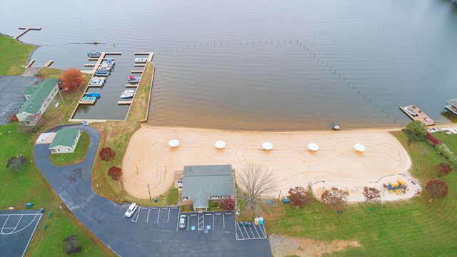 1921 S LAKESHORE DR, Louisa, VA 23093