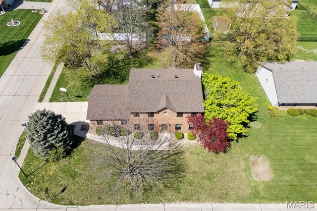 525 Homestead Avenue, Swansea, IL 62226