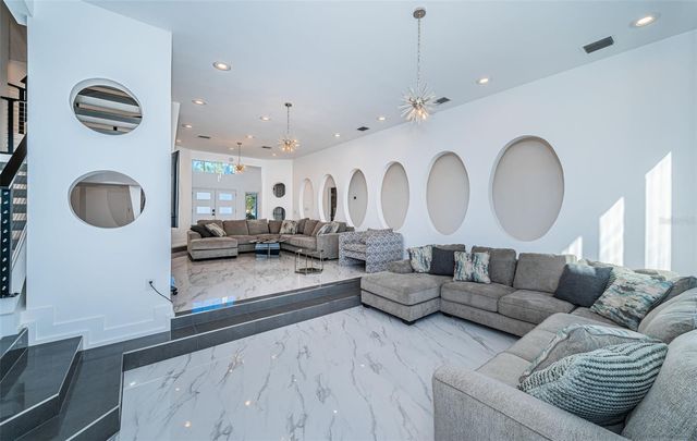 5212 62ND AVENUE S, St Petersburg, FL 33715