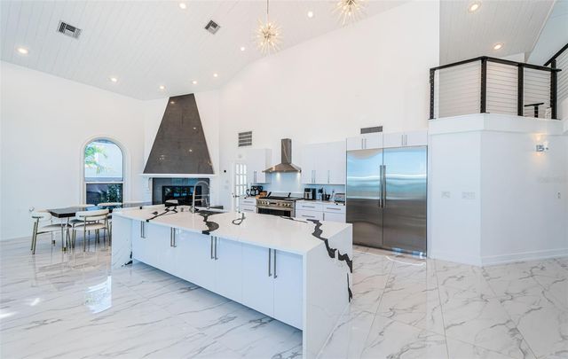 5212 62ND AVENUE S, St Petersburg, FL 33715