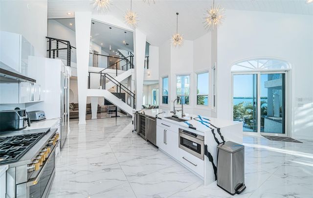 5212 62ND AVENUE S, St Petersburg, FL 33715