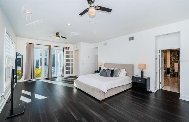 5212 62ND AVENUE S, St Petersburg, FL 33715