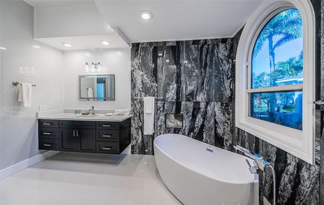 5212 62ND AVENUE S, St Petersburg, FL 33715