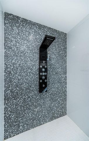 5212 62ND AVENUE S, St Petersburg, FL 33715