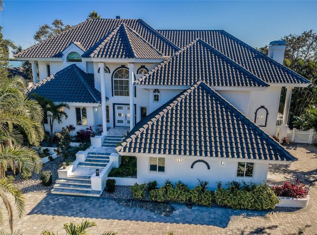 5212 62ND AVENUE S, St Petersburg, FL 33715