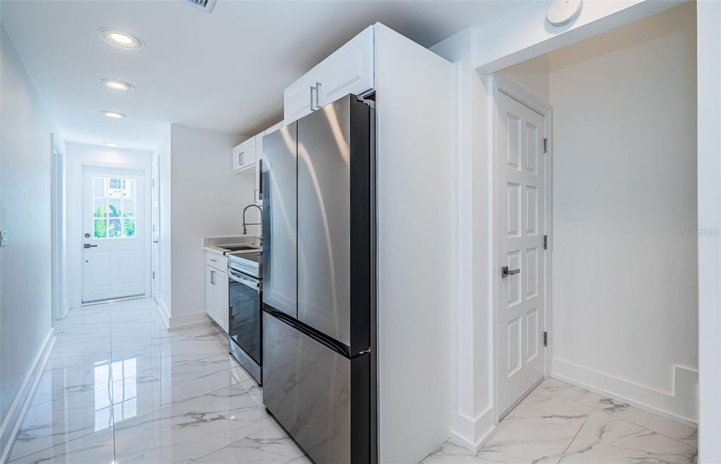 Image 28 of property listing at 5212 62ND AVENUE S, St Petersburg, FL 33715