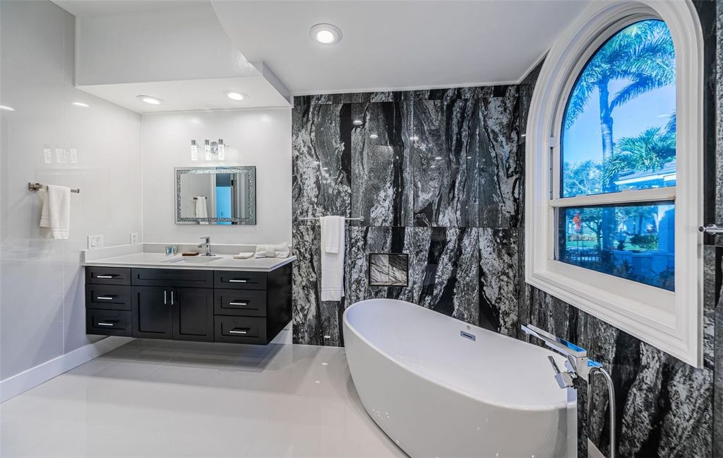 Image 36 of property listing at 5212 62ND AVENUE S, St Petersburg, FL 33715