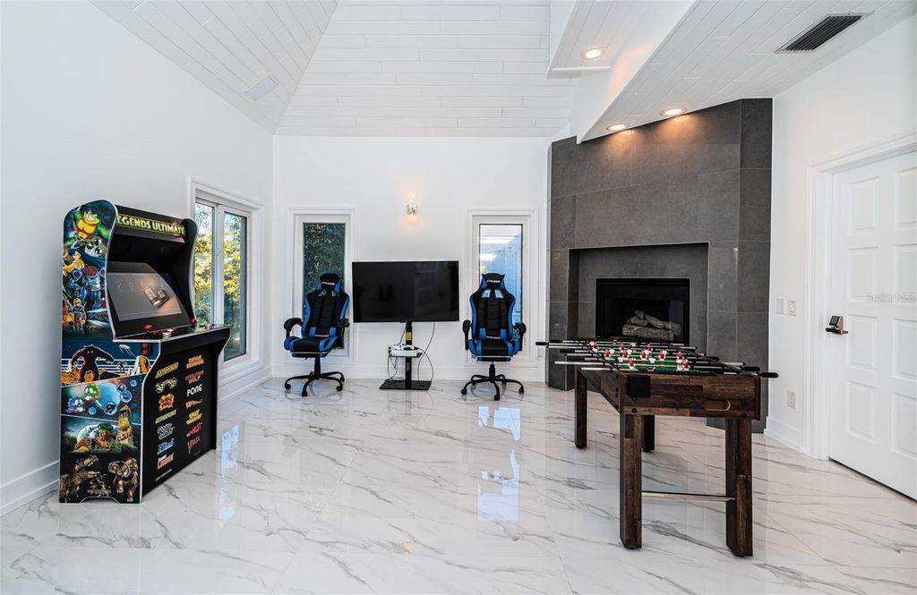 Image 42 of property listing at 5212 62ND AVENUE S, St Petersburg, FL 33715