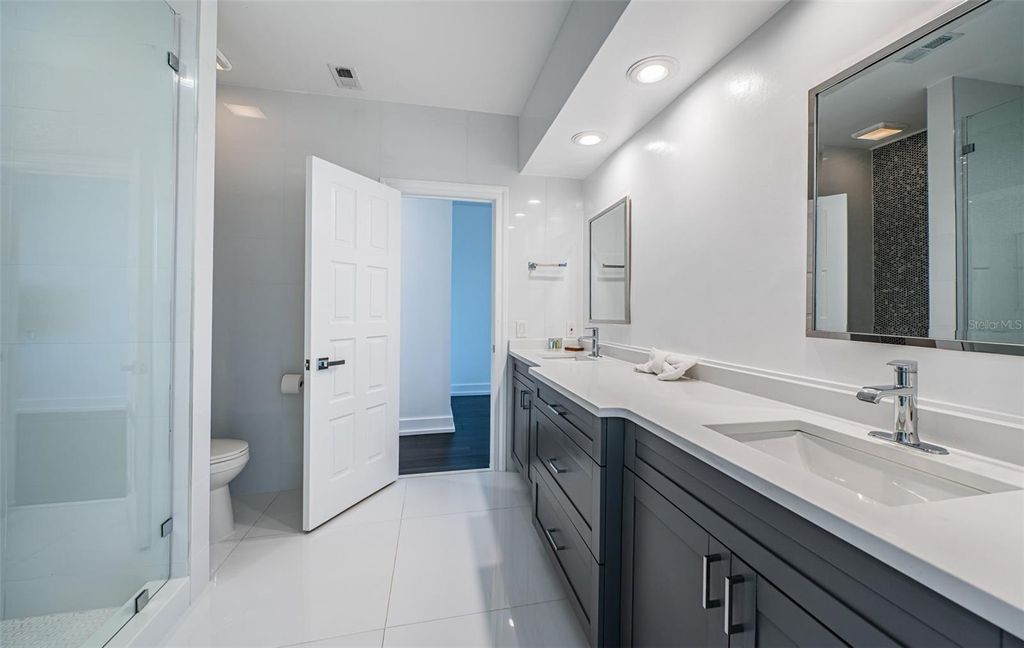 Image 54 of property listing at 5212 62ND AVENUE S, St Petersburg, FL 33715