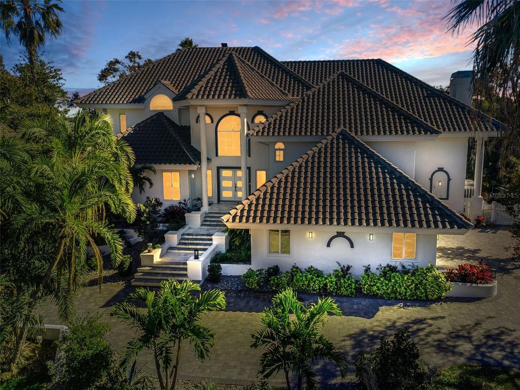 Image 89 of property listing at 5212 62ND AVENUE S, St Petersburg, FL 33715