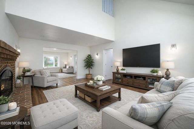 11 Navajo Road, East Brunswick, NJ 08816