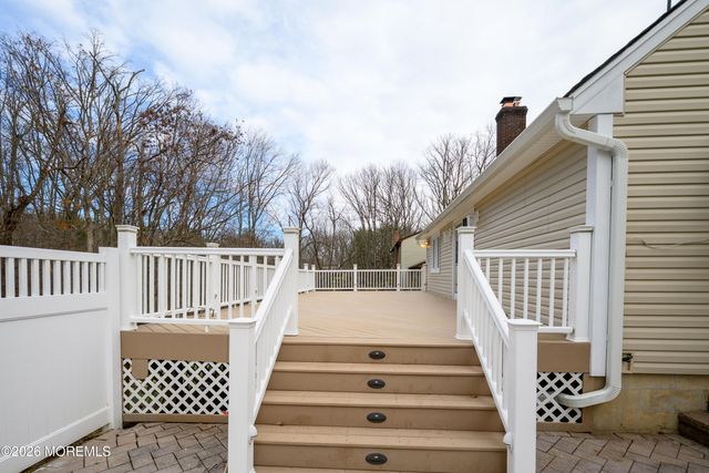 11 Navajo Road, East Brunswick, NJ 08816