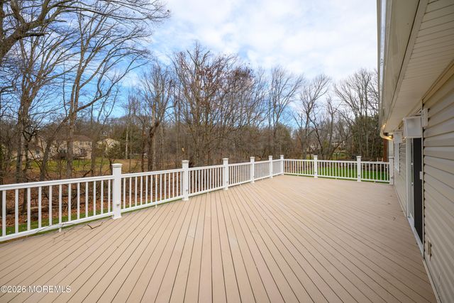 11 Navajo Road, East Brunswick, NJ 08816