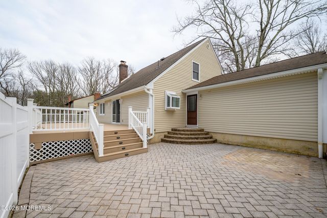 11 Navajo Road, East Brunswick, NJ 08816